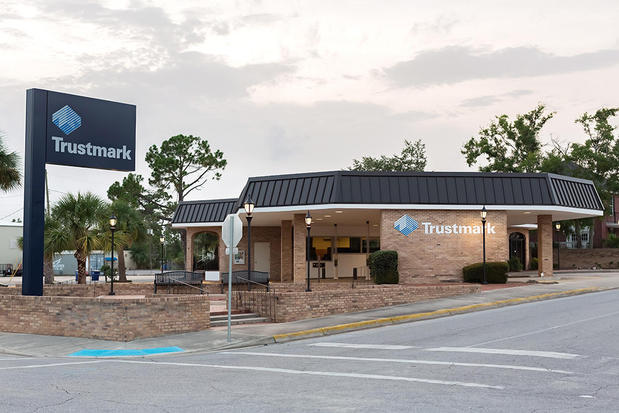 Images Trustmark ATM