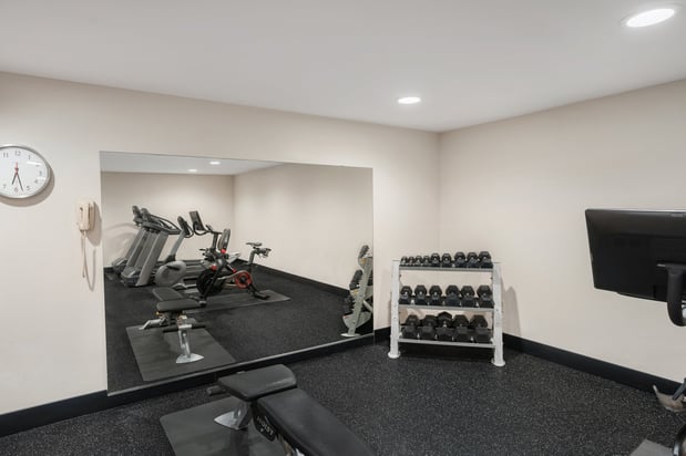 Images Holiday Inn Express & Suites Hayward by IHG