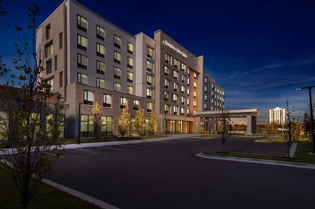 Images Hampton Inn & Suites  Chicago Medical District UIC