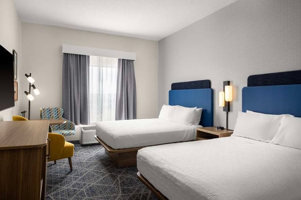 Images Hampton Inn & Suites Moline-Quad City Int'l Aprt