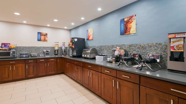 Images Best Western Long Beach Inn