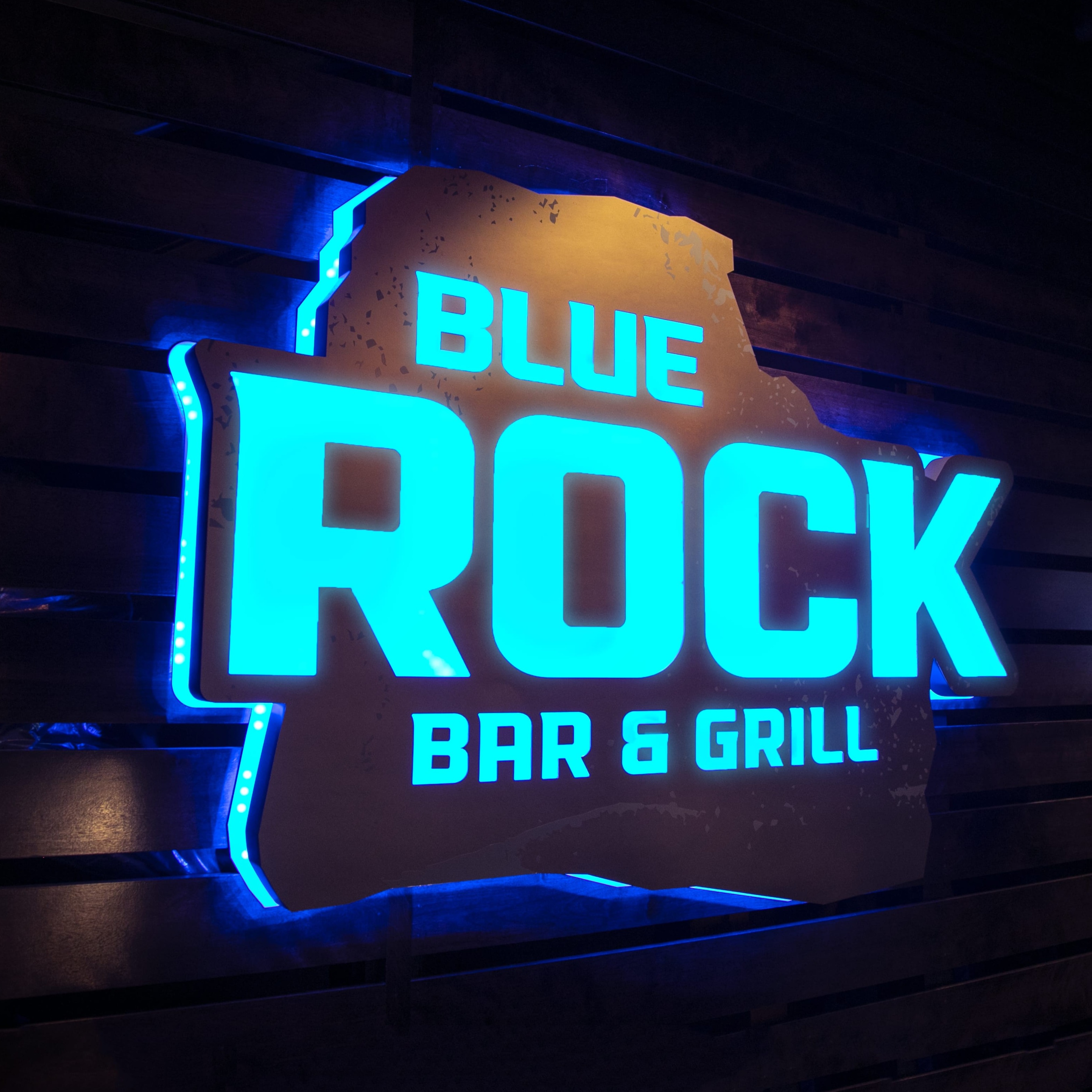 Blue Rock Bar & Grill