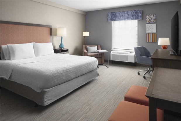Images Hampton Inn & Suites Yonkers - Westchester