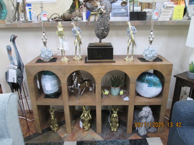 Images Foxy Rug & Furniture Galleria