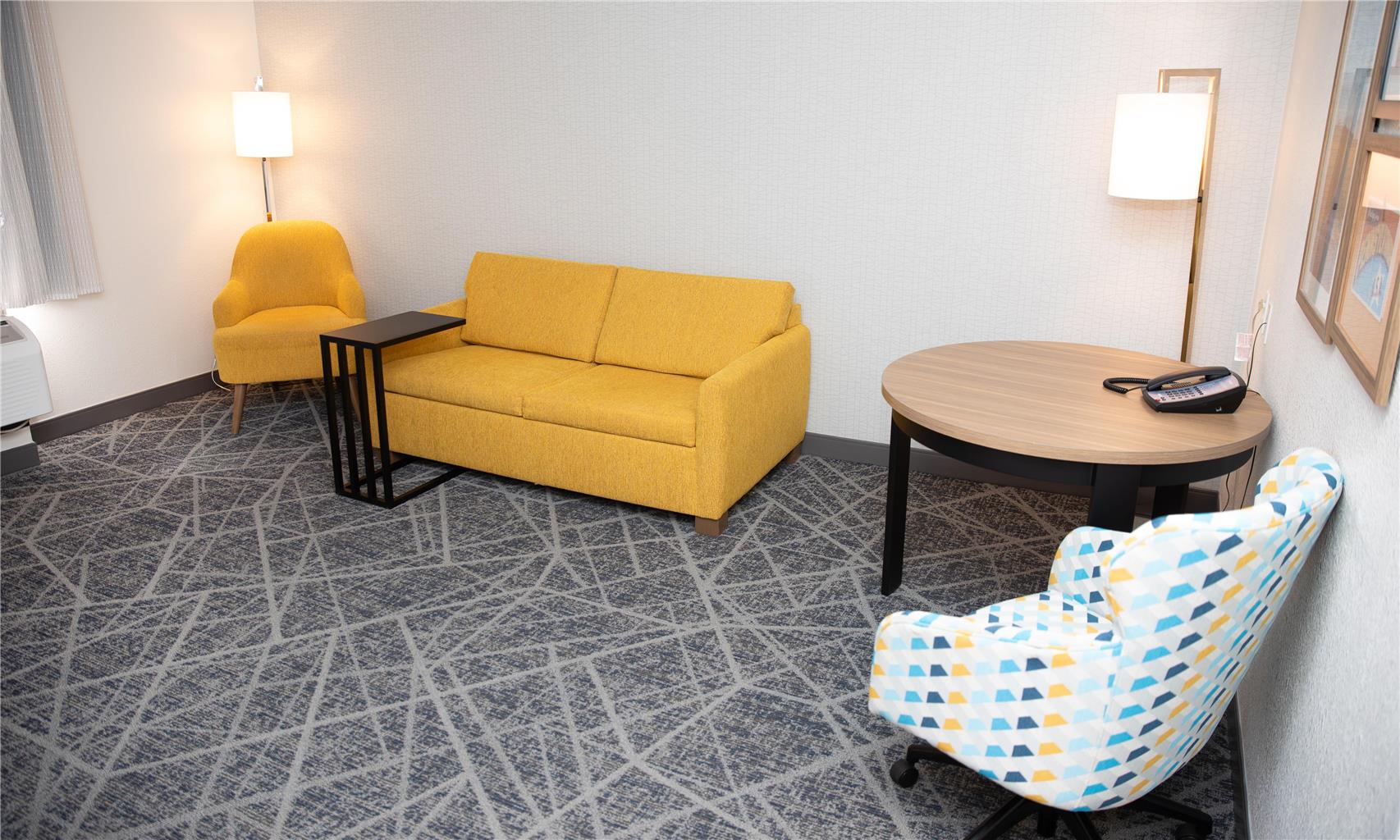Guest room
