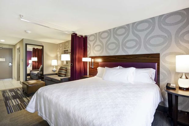 Images Home2 Suites by Hilton KCI Airport