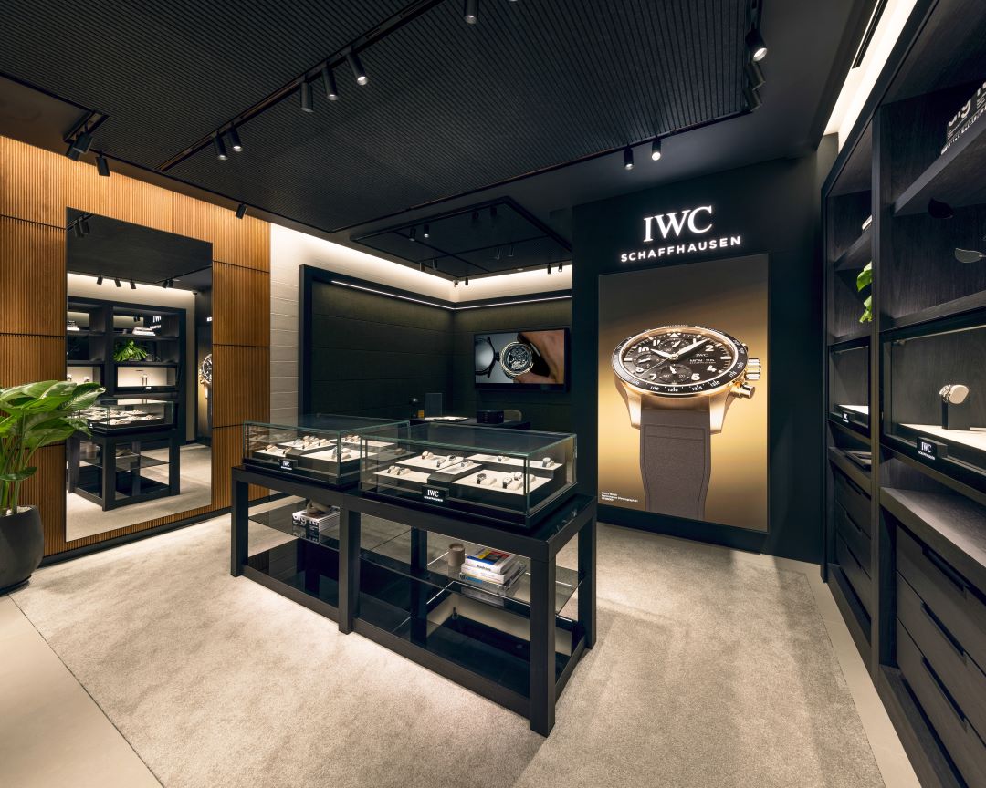 IWC Schaffhausen Boutique - Hanoi Metropole
