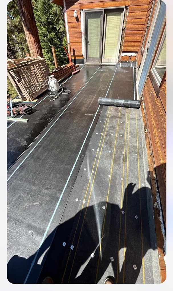Manny's Metal Roofing Image
