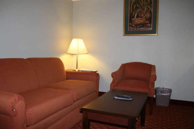 Images Hampton Inn Hillsville