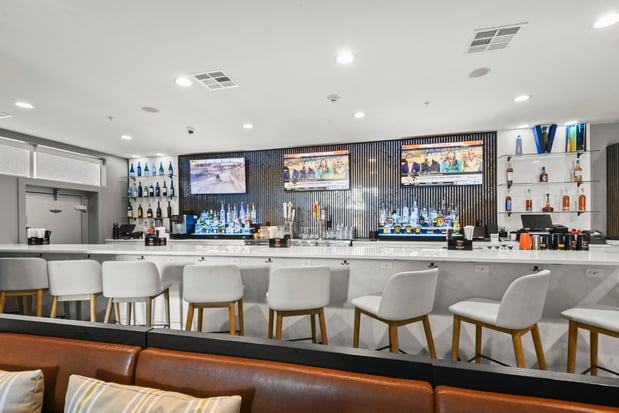 Images Holiday Inn Gonzales by IHG