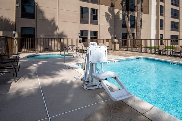 Images Holiday Inn Express Harlingen by IHG