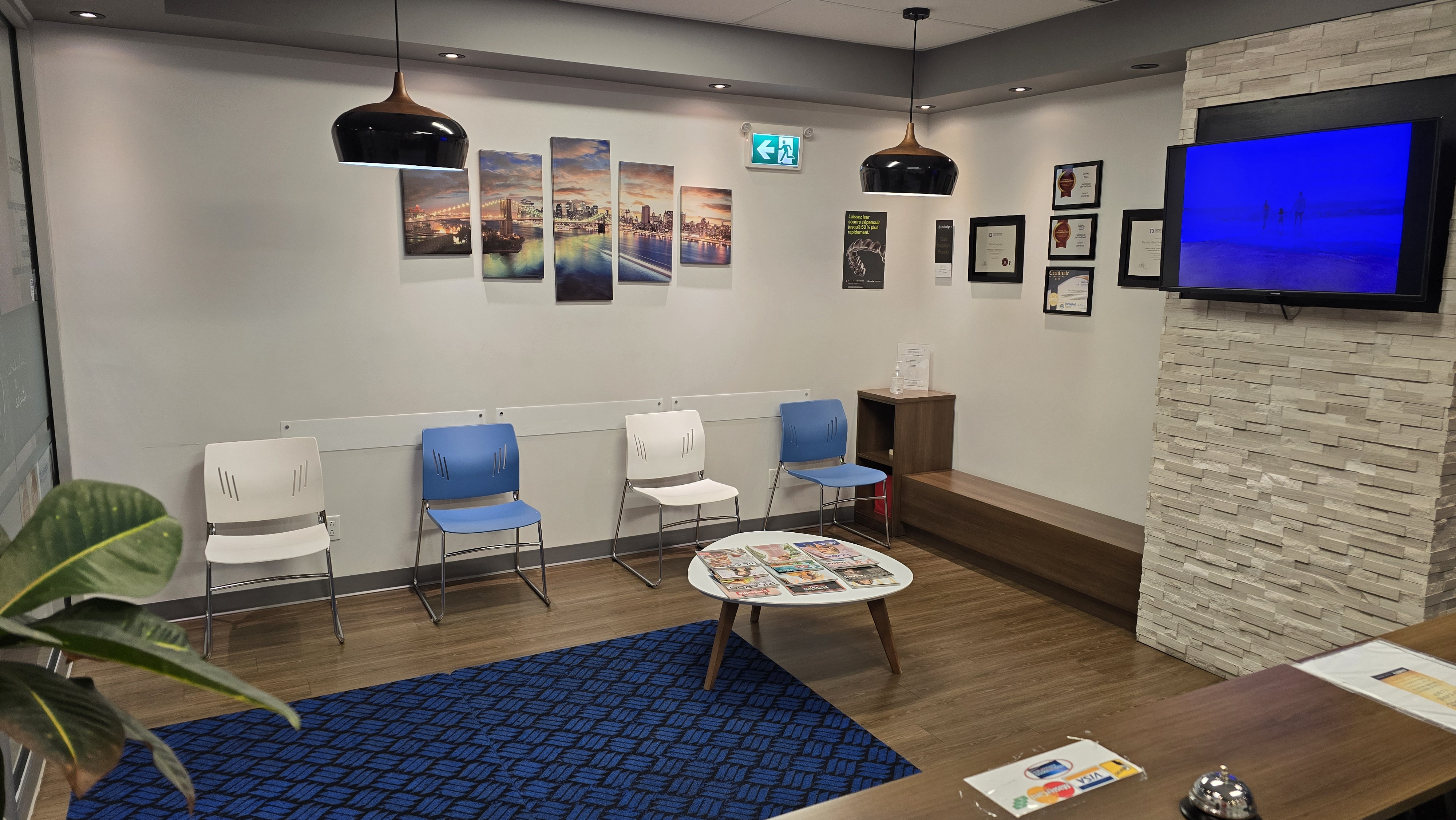 Images Carrefour Dentaire 440 - Invisalign, Dentiste Laval
