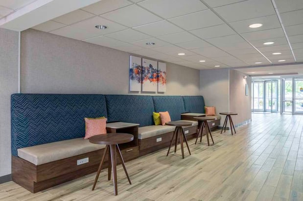 Images Hampton Inn Manchester Downtown