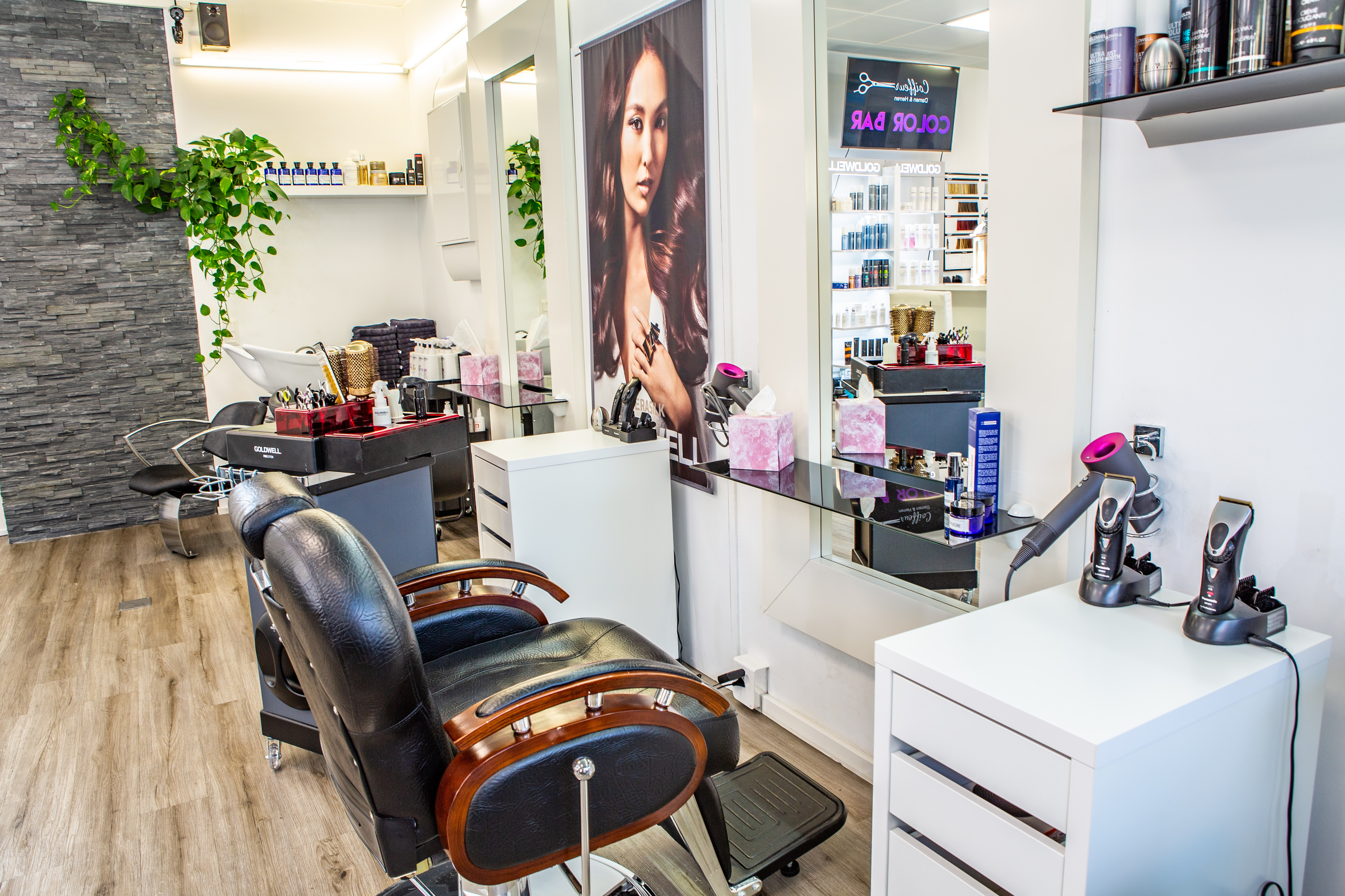 Color Bar, Landstrasse 74 in Wettingen