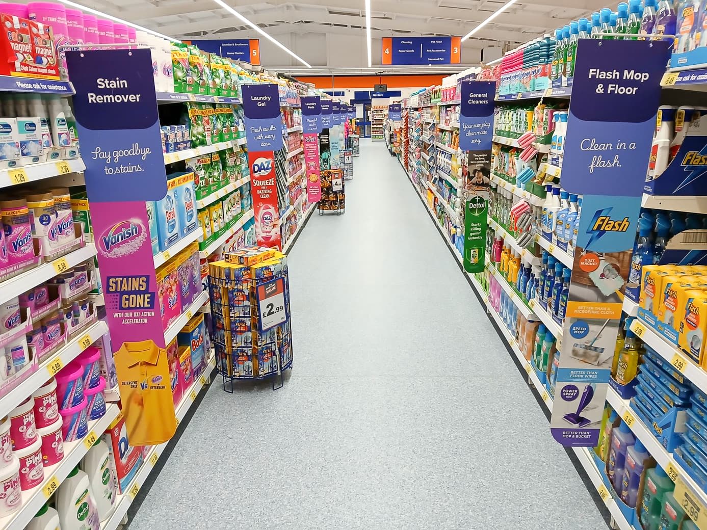 Images B&M Home Store with Garden Centre