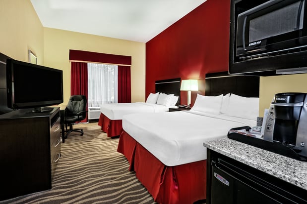 Images Holiday Inn Express & Suites Cotulla by IHG