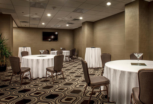 Images Crowne Plaza Phoenix Airport - Phx by IHG