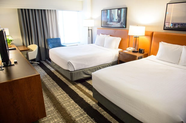 Images Crowne Plaza Dulles Airport by IHG