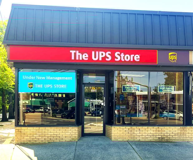 Images The UPS Store
