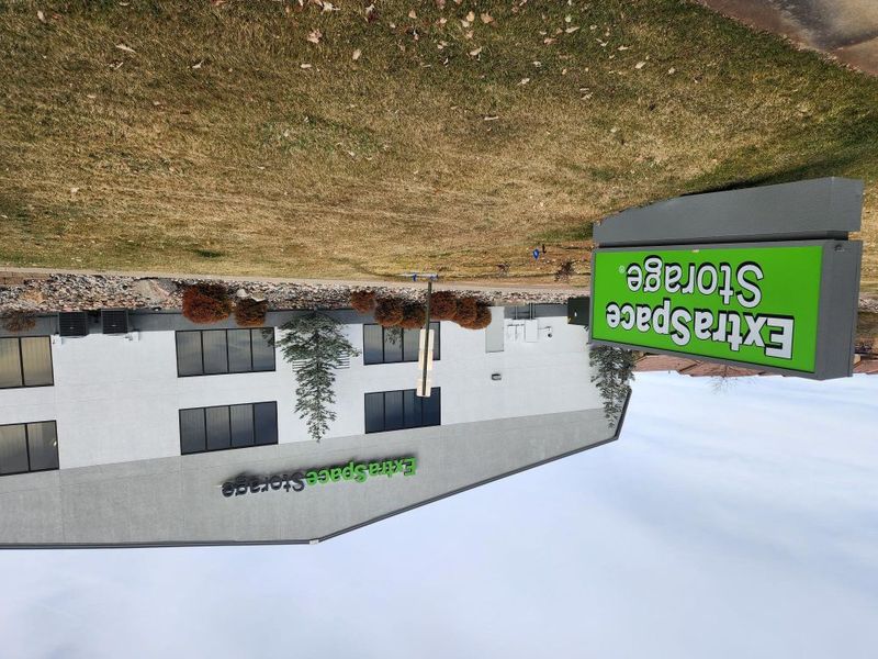 Images Extra Space Storage