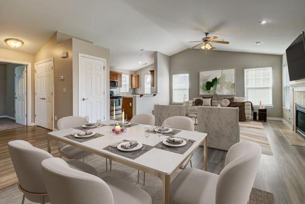 Images Webster Green Apartment Homes