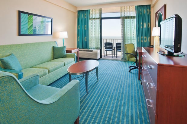 Images Holiday Inn & Suites Virginia Beach - North Beach by IHG