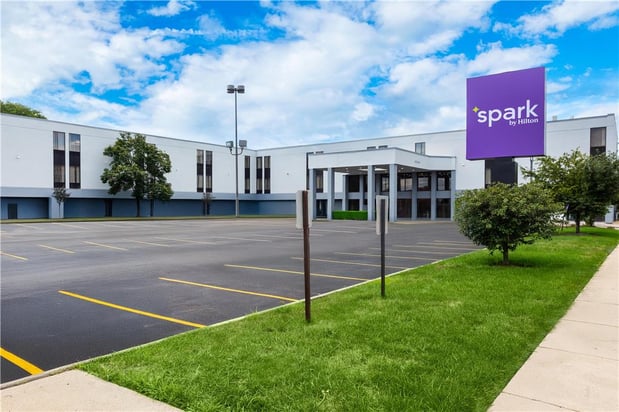 Images Spark by Hilton Des Plaines Chicago O'Hare