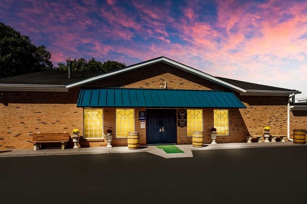 Images SureStay by Best Western Bardstown General Nelson