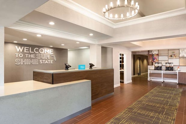 Images Hampton Inn & Suites Ft. Lauderdale Airport/South Cruise Port