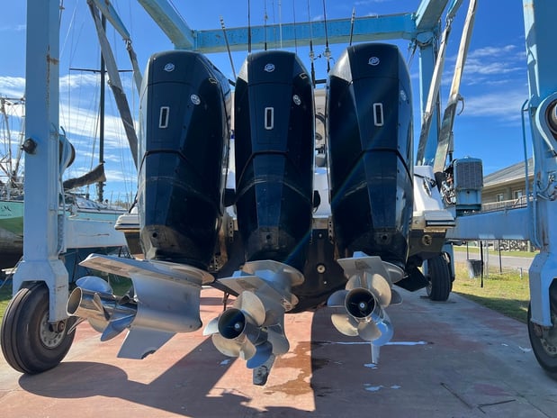 Images Hayes Marine Service LLC