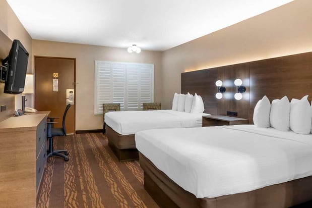 Images Best Western Plus Stovall's Inn