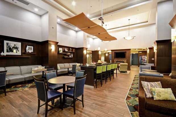 Images Hampton Inn & Suites Detroit-Canton
