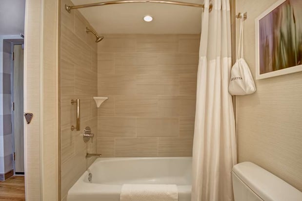 Images DoubleTree by Hilton Virginia Beach Oceanfront South