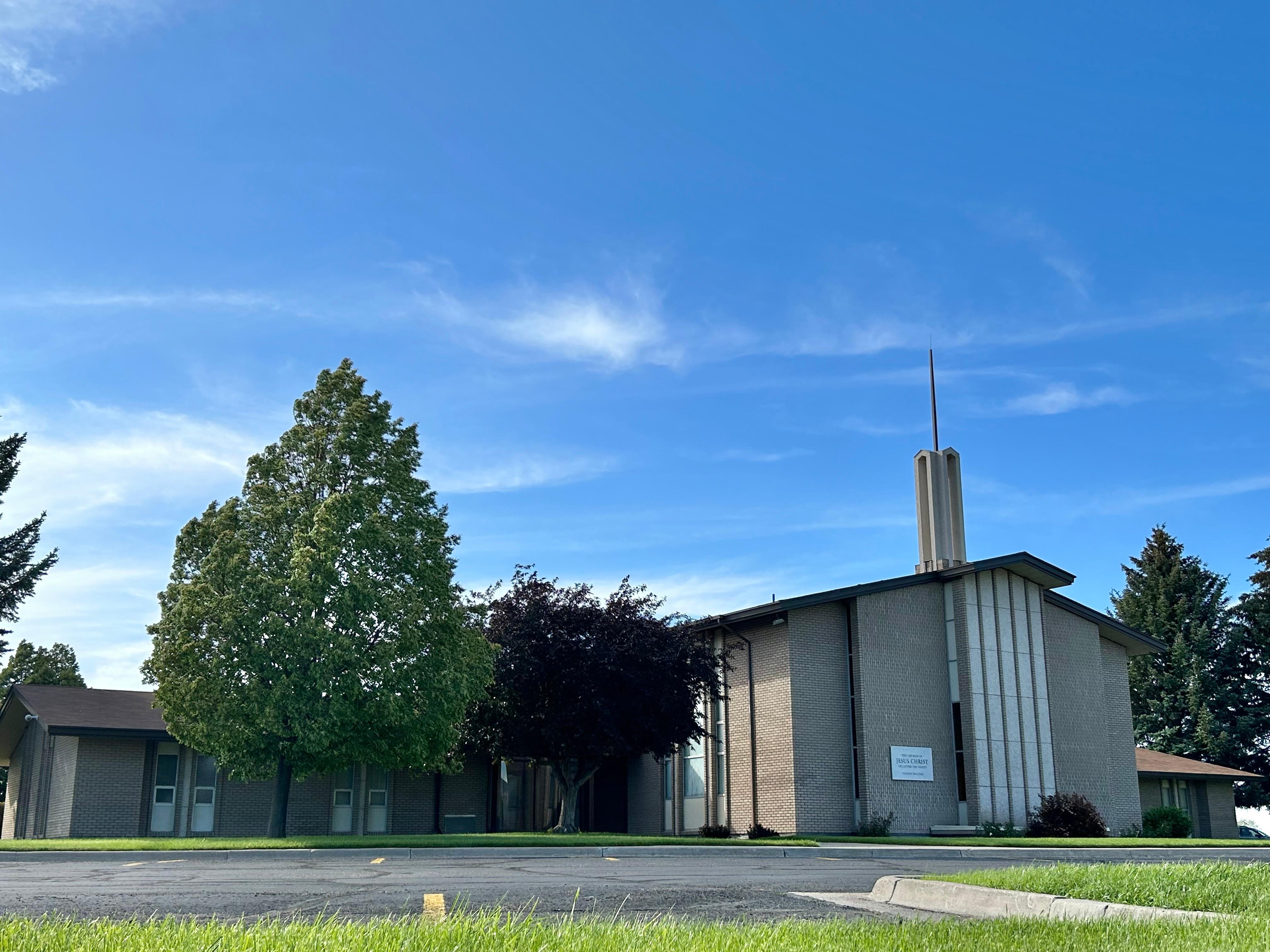 South Entrance of the Fort Hall Building of The Church of Jesus Christ of Latter-Day Saints located at 333 South Treaty Hwy (US 91)
in Pocatello, ID.
