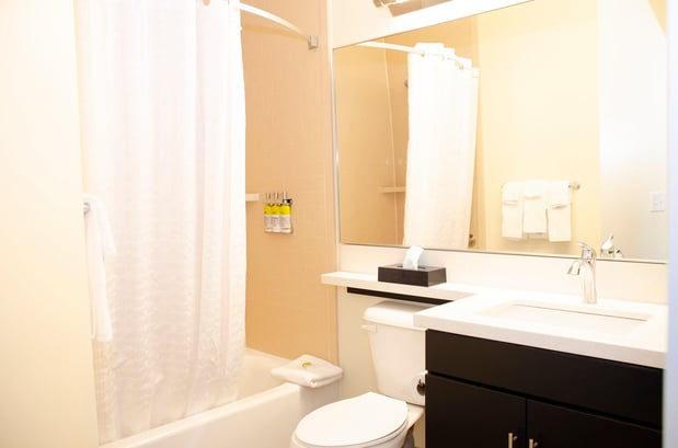 Images Candlewood Suites Lancaster West by IHG