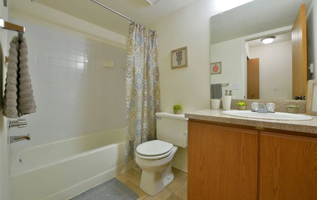 Images Eastgate Woods Apartments