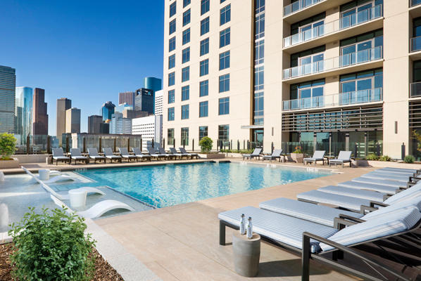 Camden Downtown Houston Apartments Photo