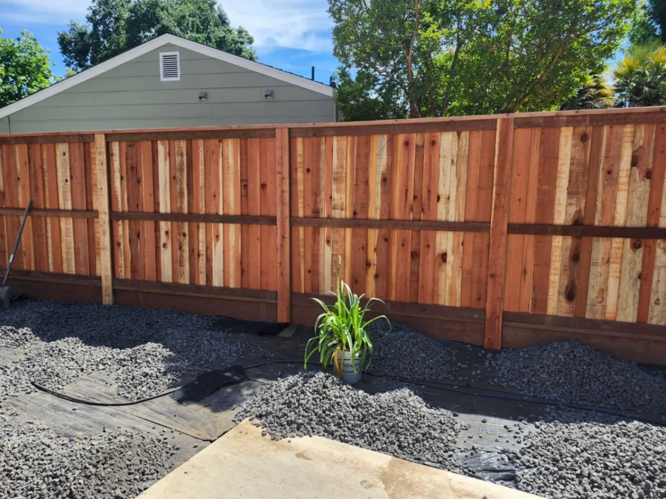 Andrade's Fence INC Image