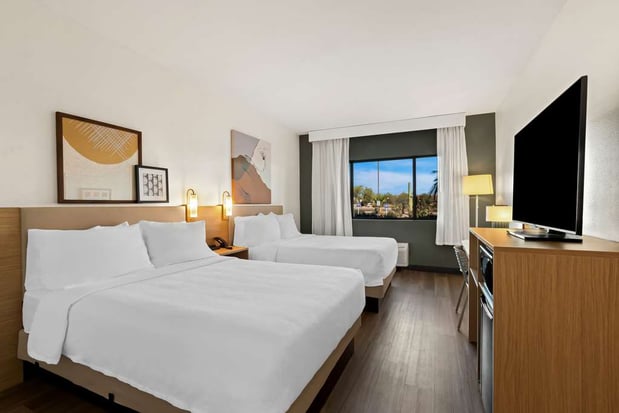 Images Spark by Hilton Fountain Hills Scottsdale