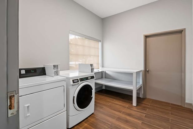 Images Spark by Hilton Wichita Falls