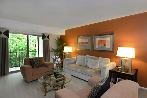 Images Liberty Gardens Apartments & Townhomes