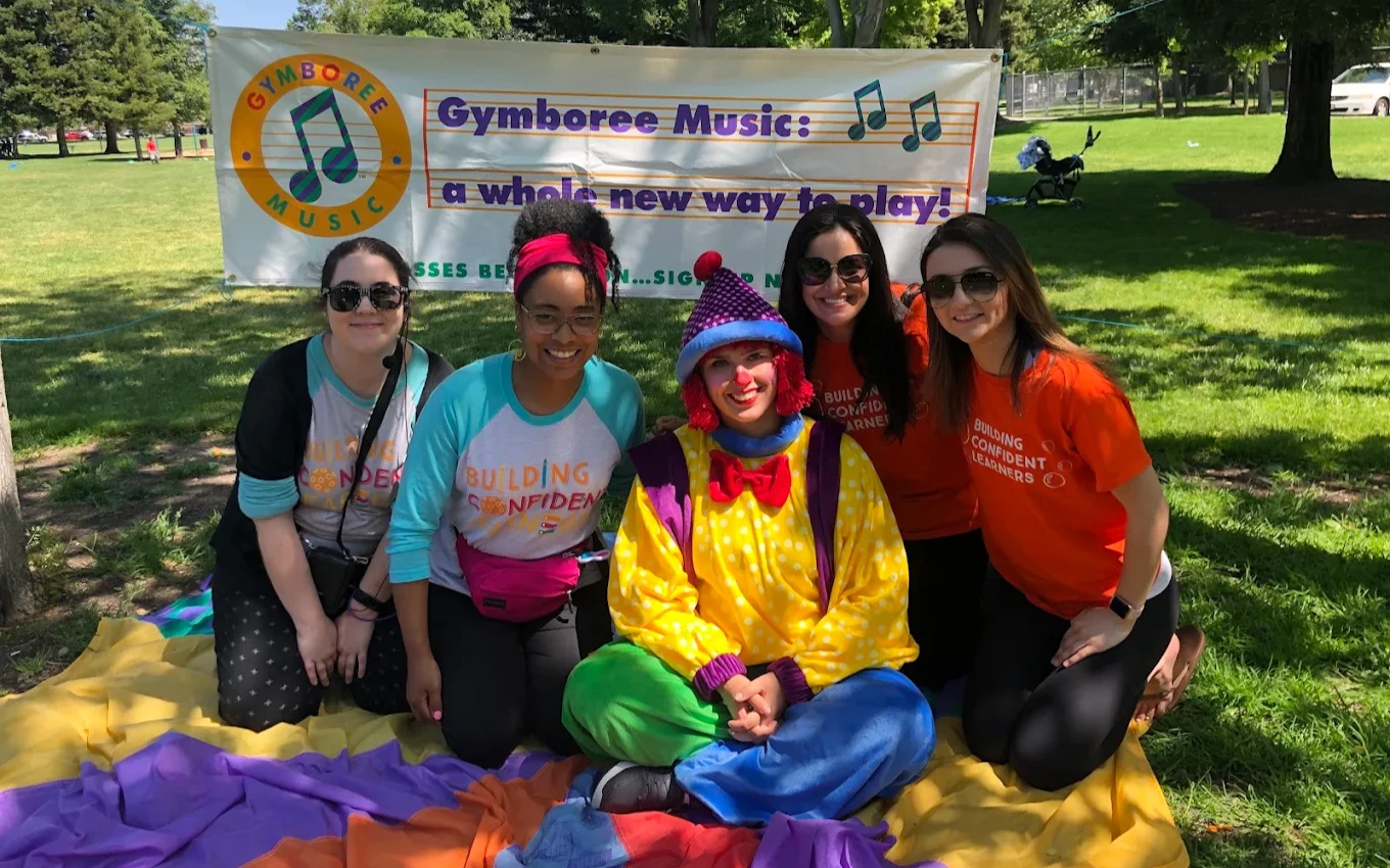 Make music and memories together as your family sings, dances, and explores rhythm in a welcoming group setting. Our family music classes in Pleasanton help children develop communication and listening skills while giving you more ways to connect.