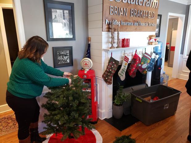 Images Brian Brakefield - State Farm Insurance Agent