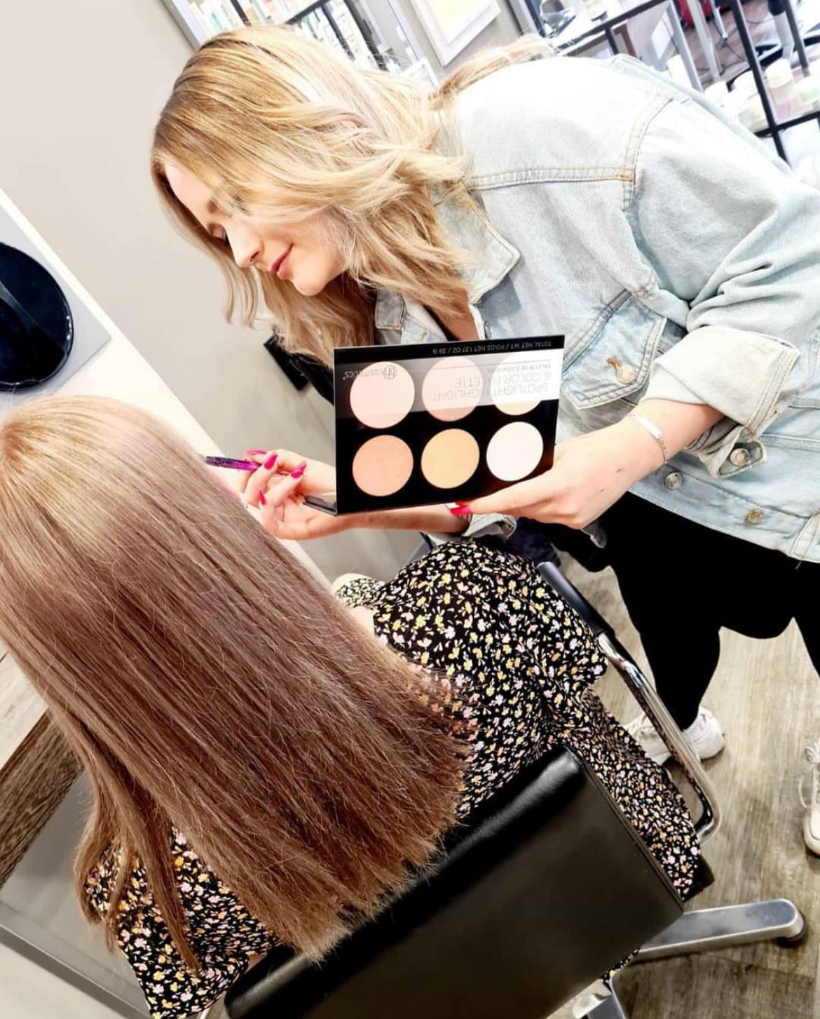 Kundenbild groß 2 THE LOOK Hair & Make -Up by Kathy