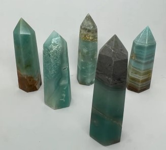 Images KyeBentley Crystals