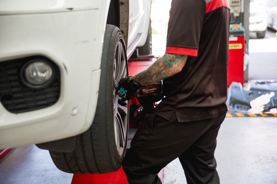 Images Bridgestone Select Tyre & Auto Keperra