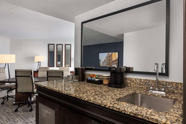 Images Embassy Suites by Hilton Birmingham