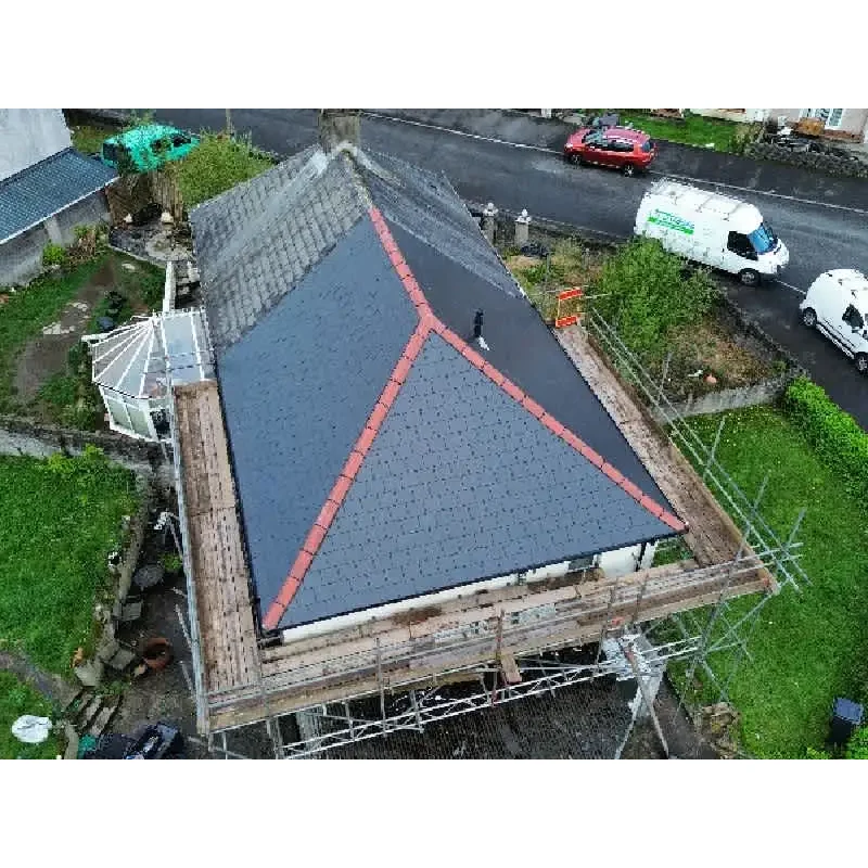 RM Roofing Logo