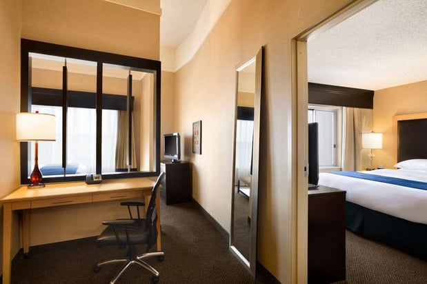 Images DoubleTree by Hilton Hotel Oklahoma City Airport