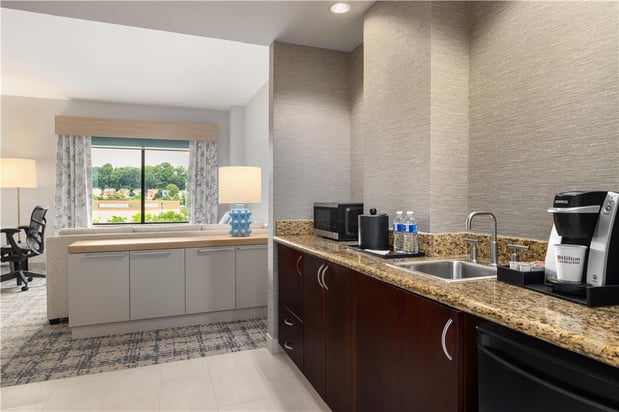 Images Hilton Garden Inn Arlington Shirlington